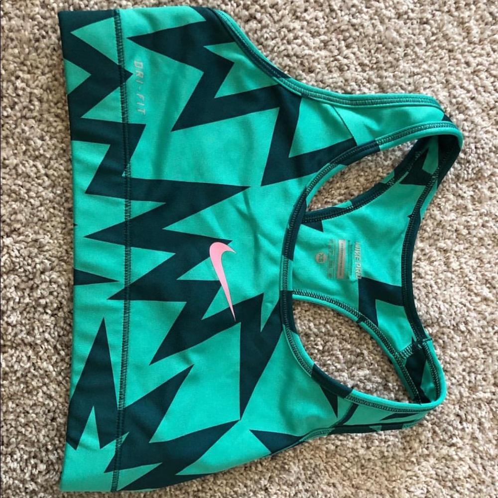 Nike sports bra